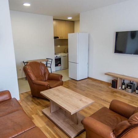 Sunny Hill Suite Ljubovic Подгорица Экстерьер фото