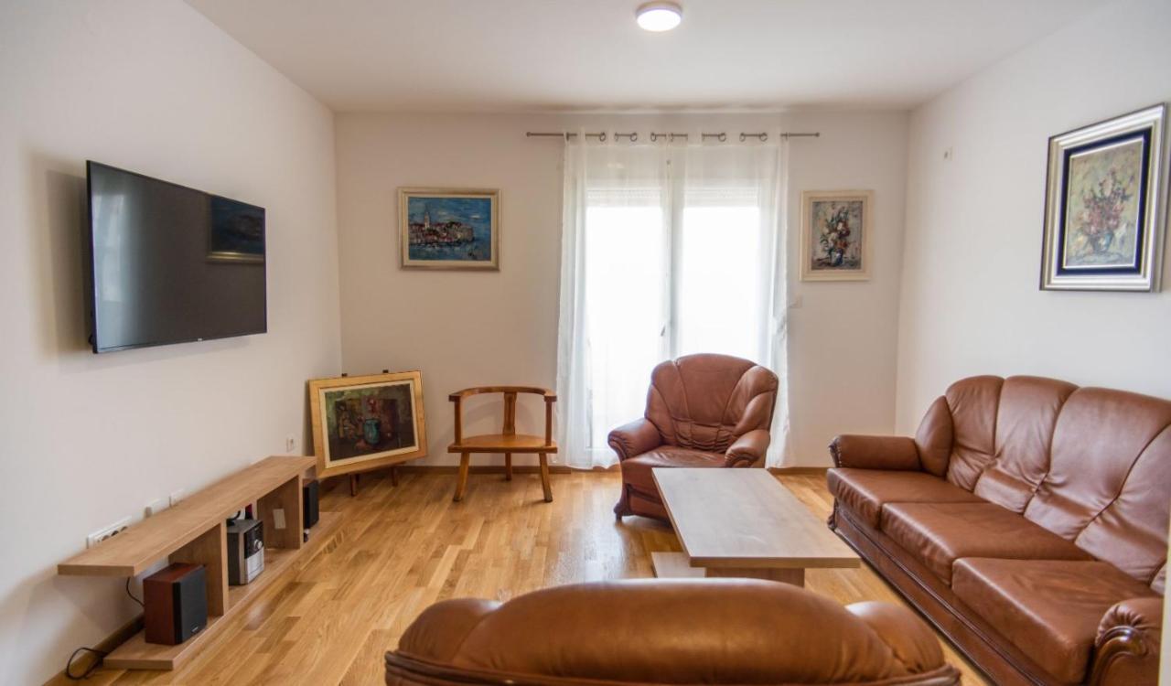 Sunny Hill Suite Ljubovic Подгорица Экстерьер фото