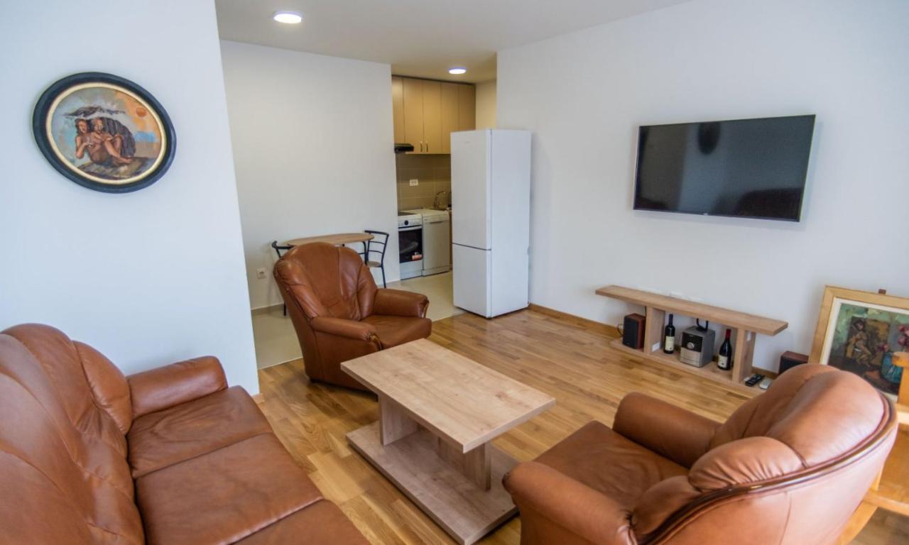 Sunny Hill Suite Ljubovic Подгорица Экстерьер фото